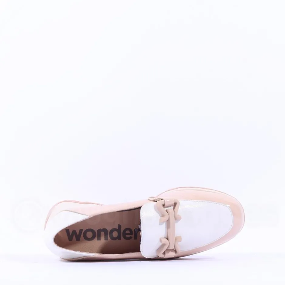 Women Wonders Sima Wedge Link Shoe - Nude Patent