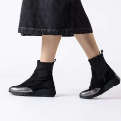 Women Wonders Singapur Gusset Wedge Boot - Black Stretch