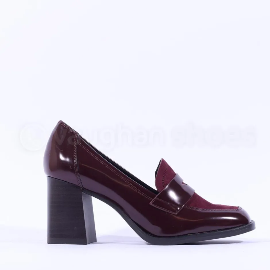 Women Tamaris Linny Stacked Block Heel Loafer - Wine Combi