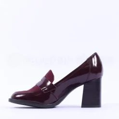 Women Tamaris Linny Stacked Block Heel Loafer - Wine Combi