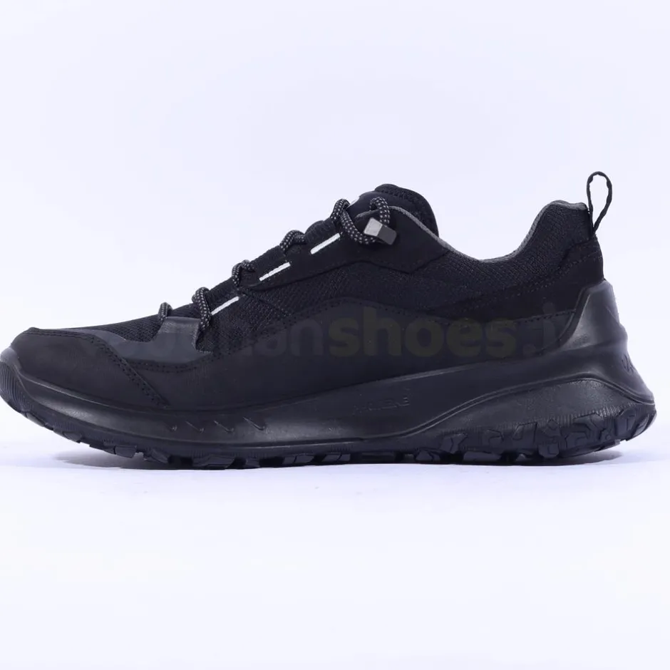 Ecco Men Ult-Trn Waterproof Hiking Shoe - All Black