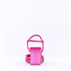 Women Tamaris Valenzia Block Heel Sandal - Fuchsia