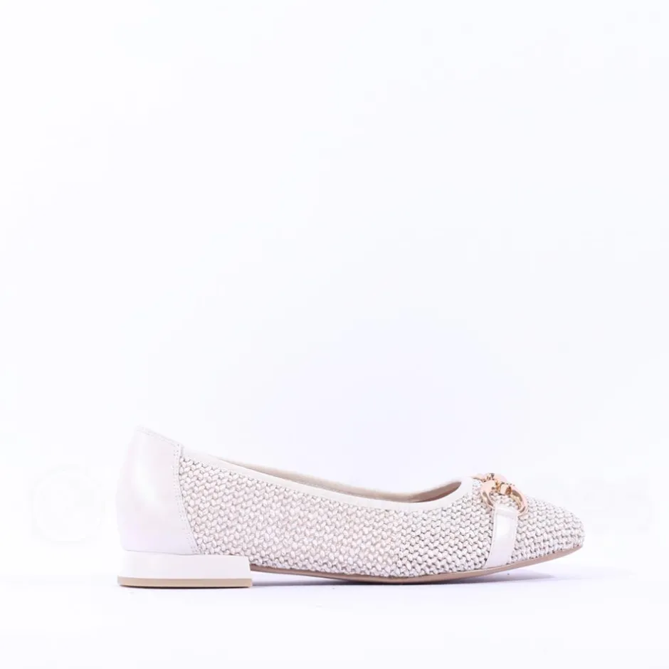 Women Caprice Vanny Low Heel Weave Loafer - Off White Combi