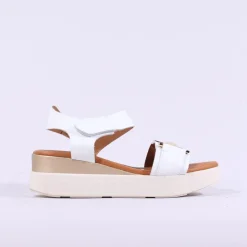 Women Oh My Sandals Velcro Link Wedge - White