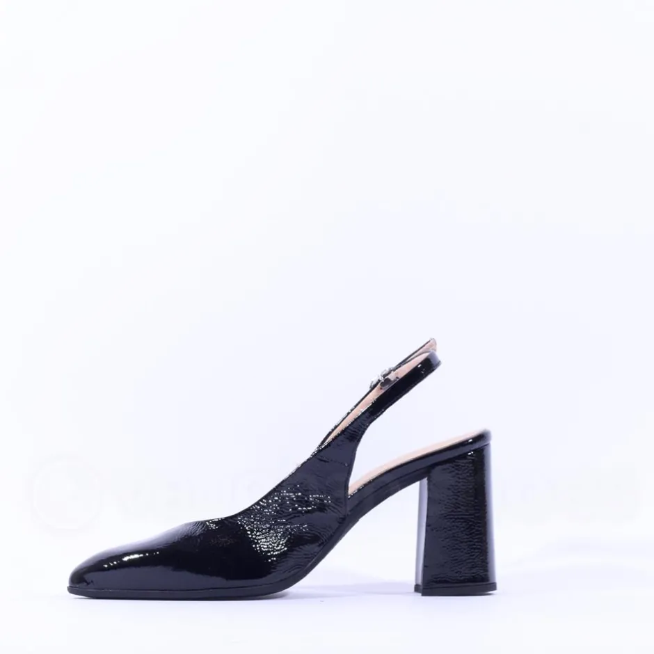 Women Wonders Vilma Slingback Block Heel - Black Patent