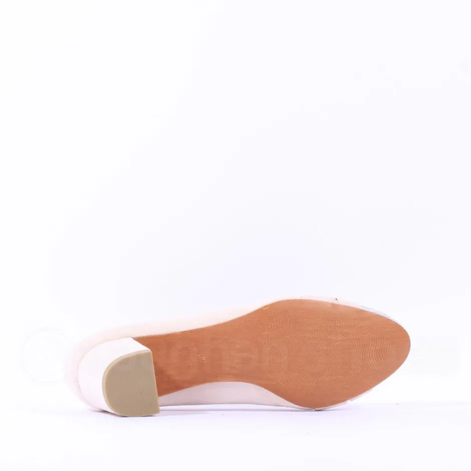 Women Marco Tozzi Walki Diamante Toe Heel - Cream