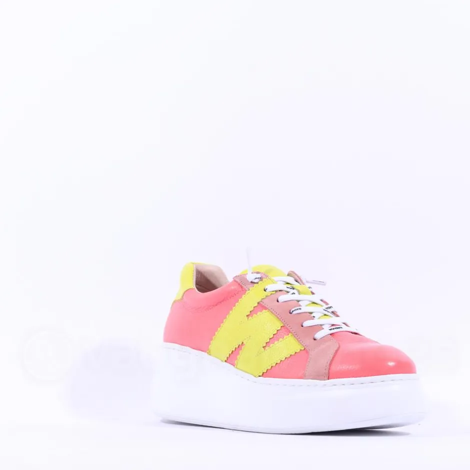 Women Wonders Zurich Curvy Sole W Trainer - Coral Leather